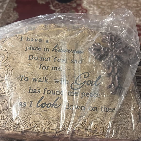 Memorial garden stone - Picture 2 of 2